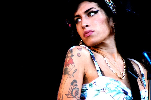 La voce del soul Amy Winehouse avrebbe compiuto 40 anni