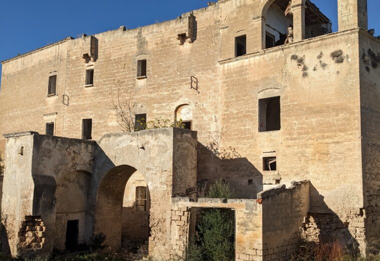 Racconti dalla Puglia abbandonata – Masseria Caggiano
