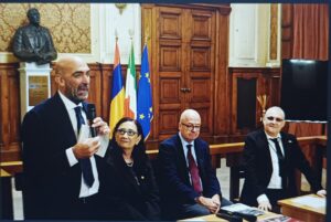 I saluti del sindaco Vito Leccese nella Sala Consiliare
